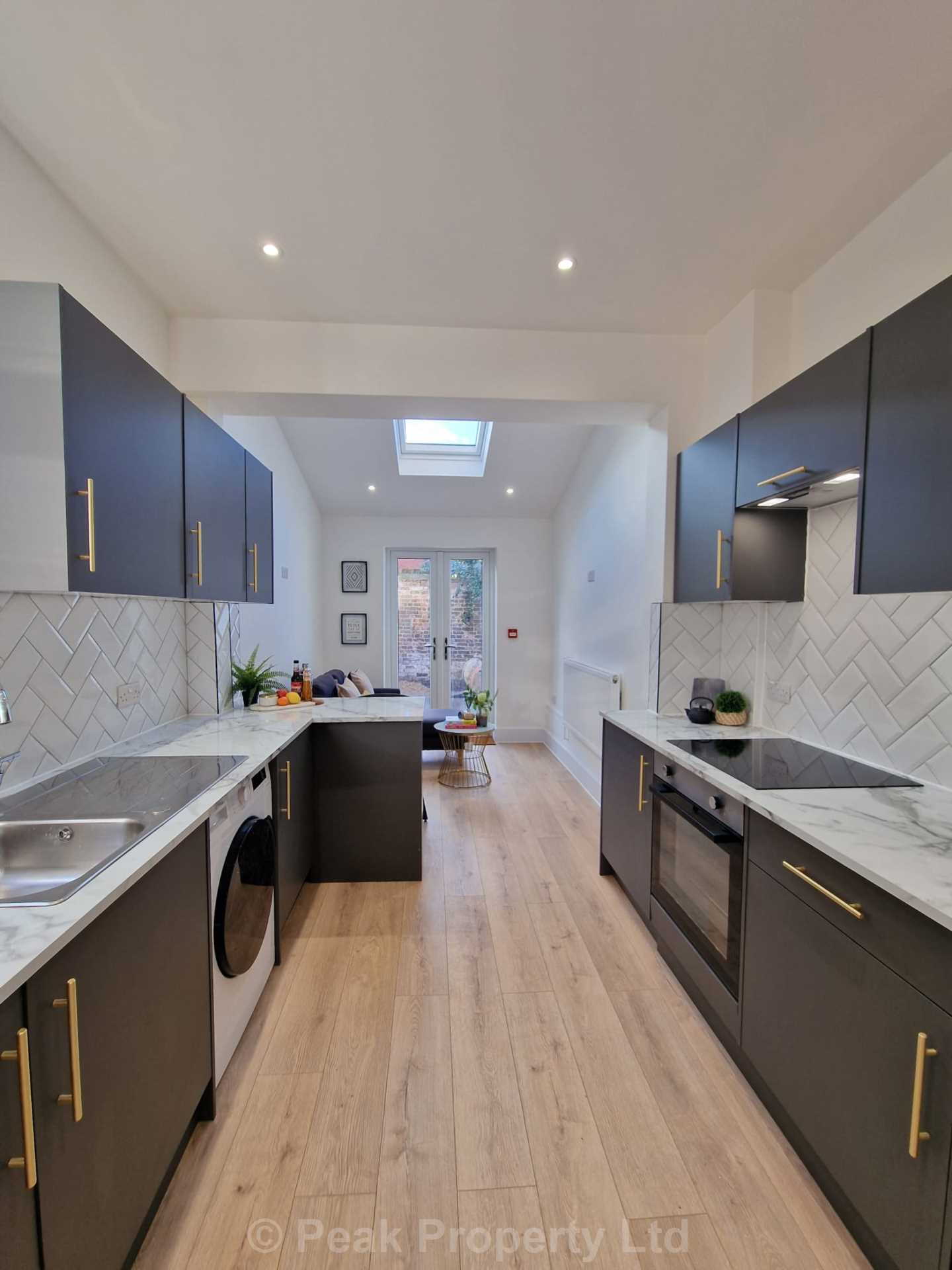 Room 3, Colchester Road, Southend On Sea, Image 3