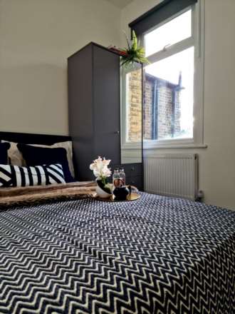 Room 4, Colchester Road, Southend On Sea, Image 5