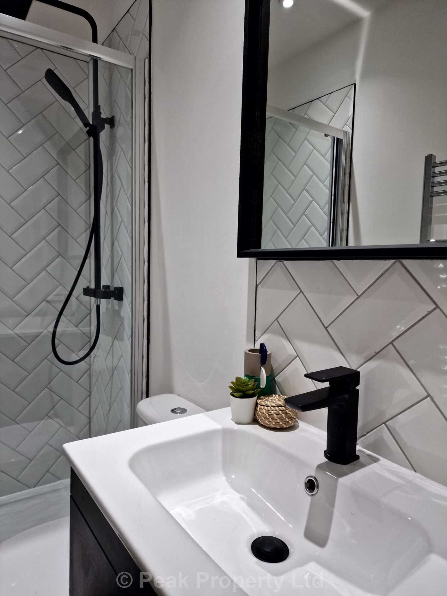 Room 6, Colchester Road, Southend On Sea, Image 4