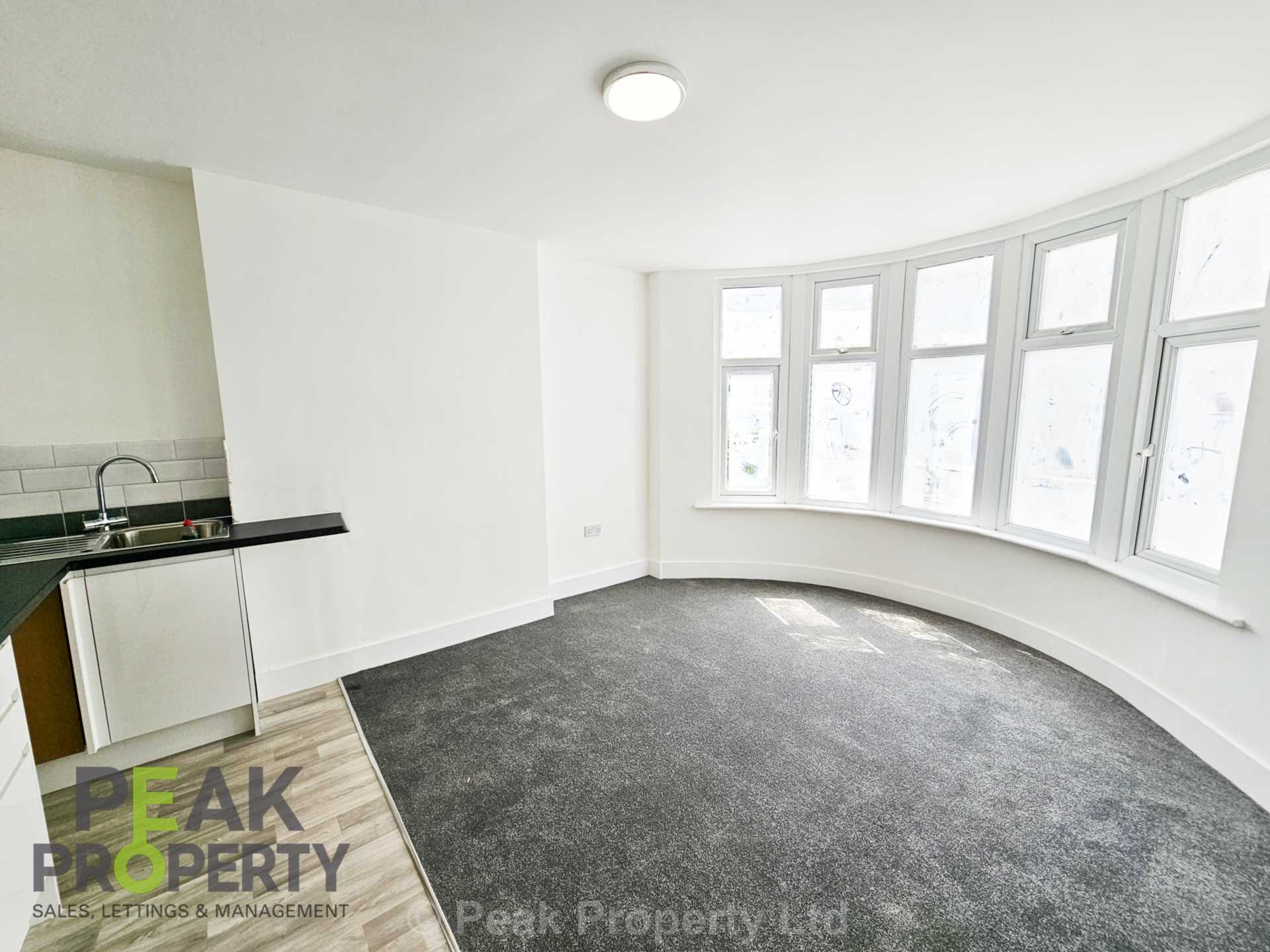 Albion Road, Westcliff On Sea, Image 4