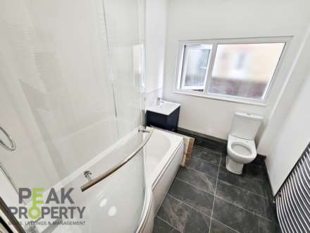 Albion Road, Westcliff On Sea, Image 2