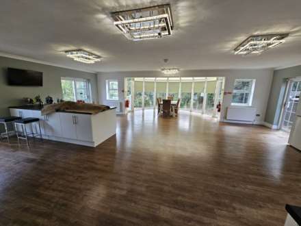 St. Vincents Road, Westcliff On Sea, Image 4