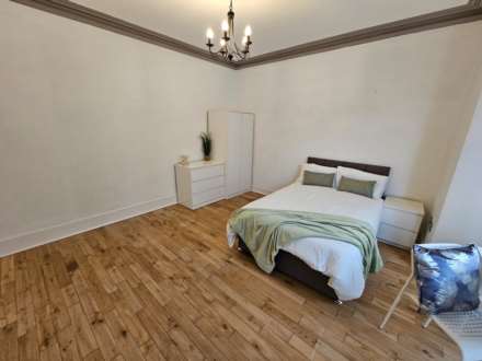 Room 1, Napier Avenue, Southend On Sea, Image 2