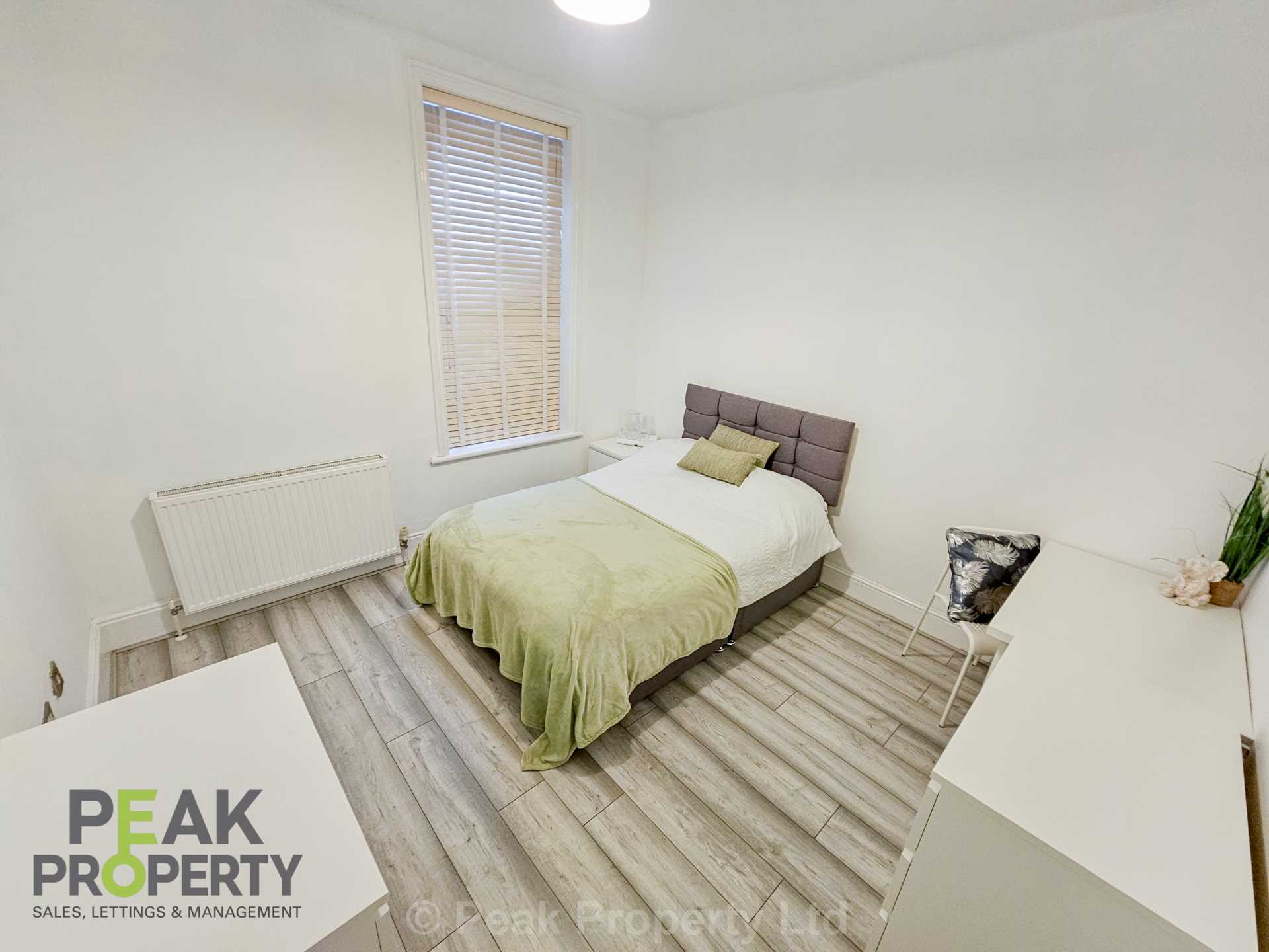Room 2 Napier Avenue, Southend On Sea, Image 6