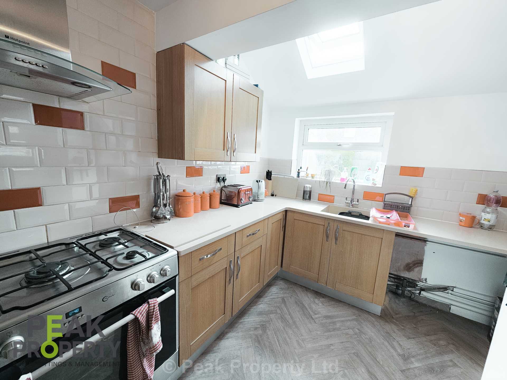 Room 2 Napier Avenue, Southend On Sea, Image 8