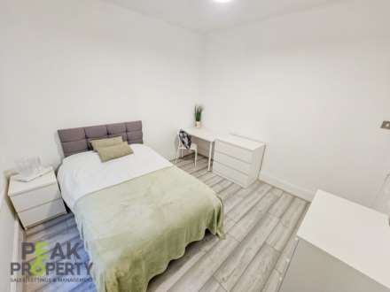 Room 2 Napier Avenue, Southend On Sea, Image 2