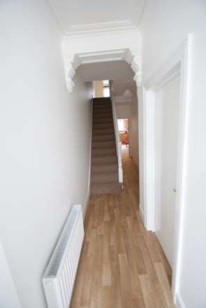 Room 2, Gordon Road, Southend On Sea, Image 7