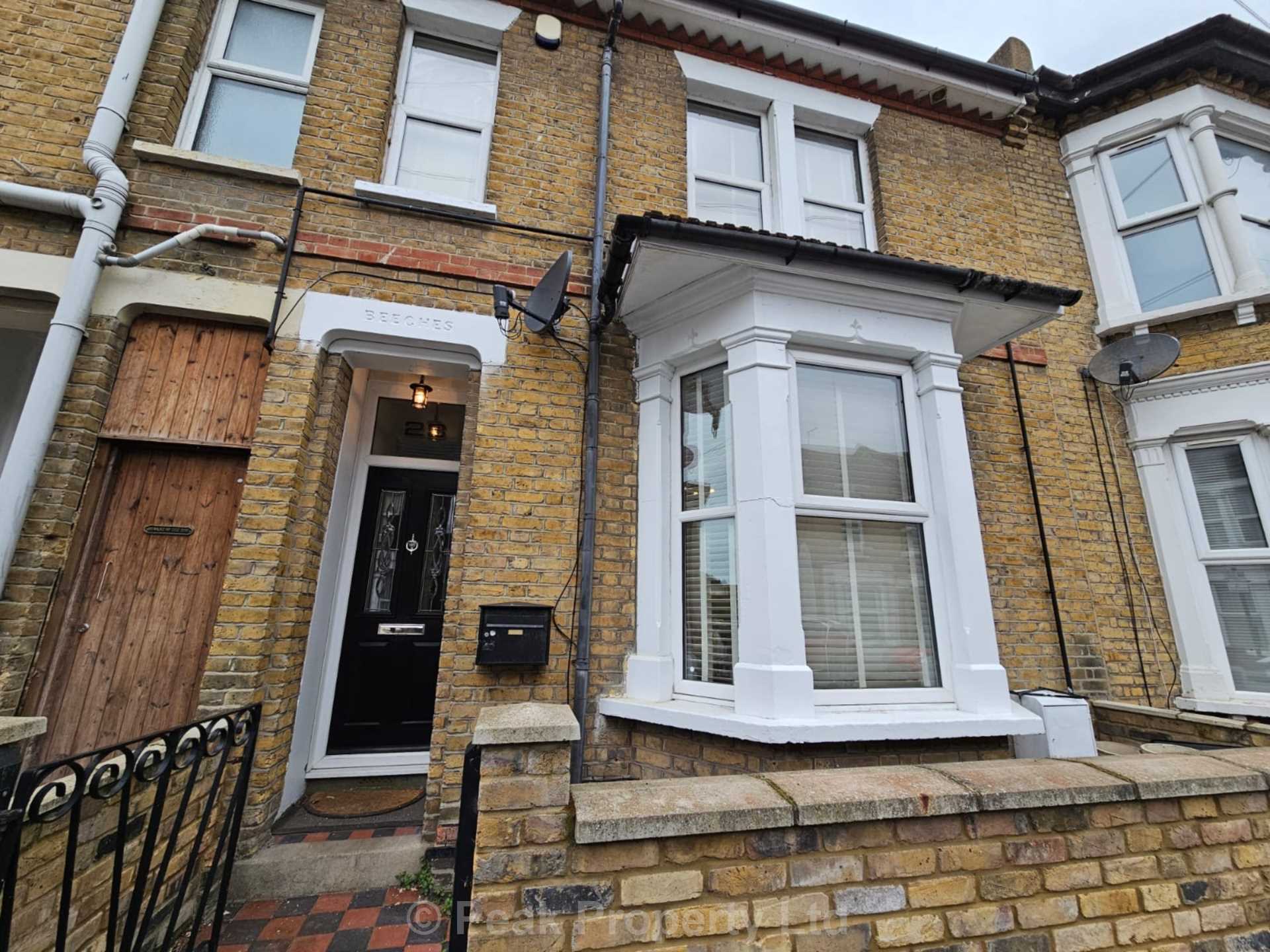 Room 6, Napier Avenue, Southend On Sea, Image 15