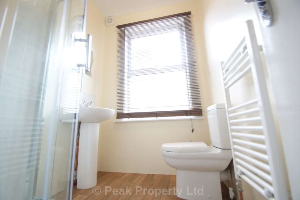 Room 3  - Gordon Road, Southend On Sea, Image 5