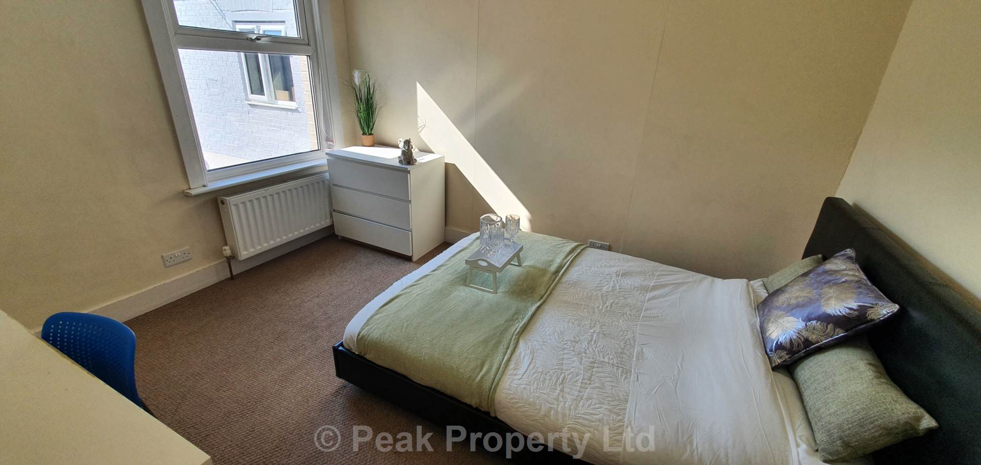 Room 4, Gordon Road, Southend On Sea, Image 1