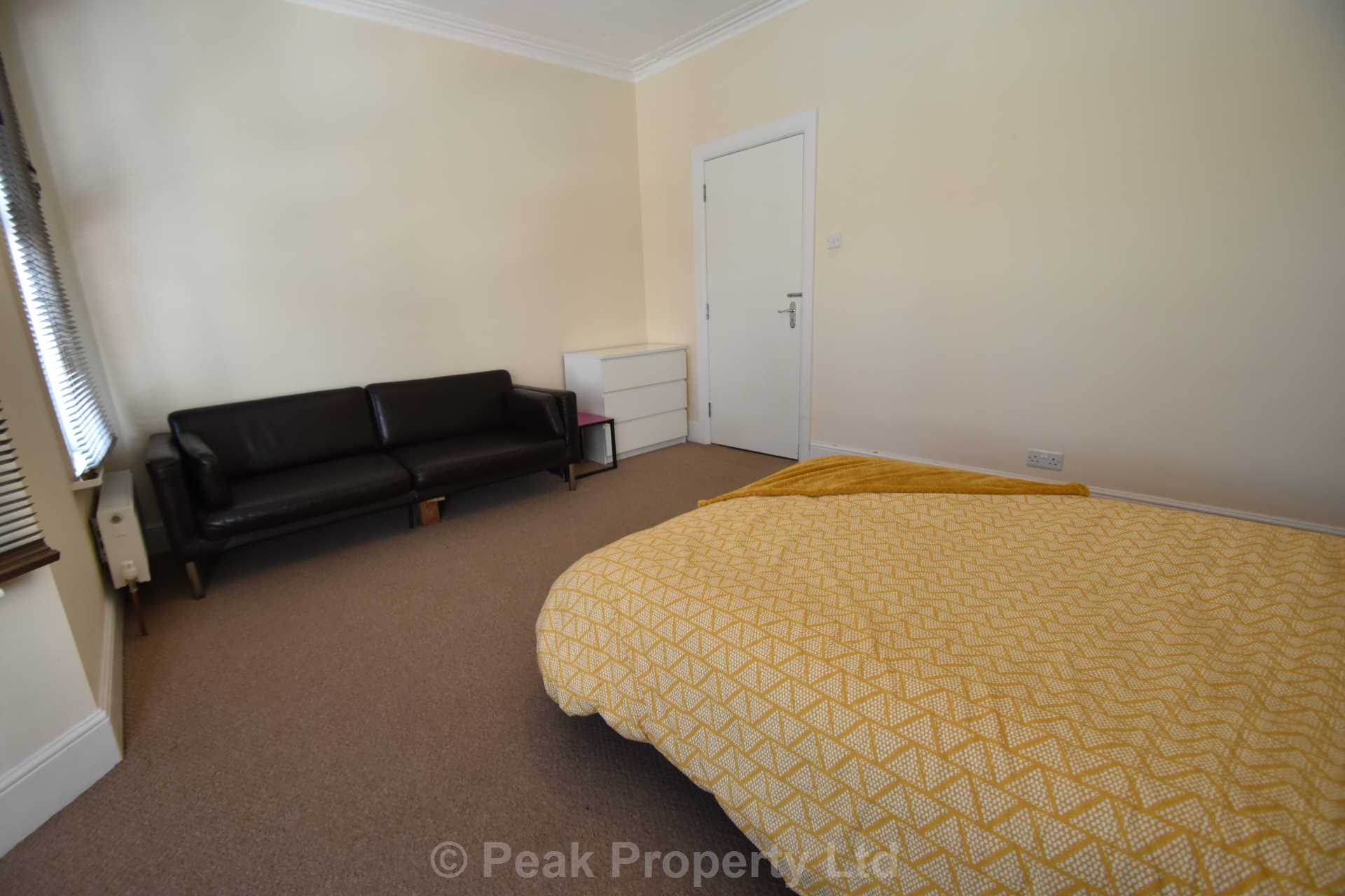 Room 5, Gordon Road, Southend On Sea, Image 2