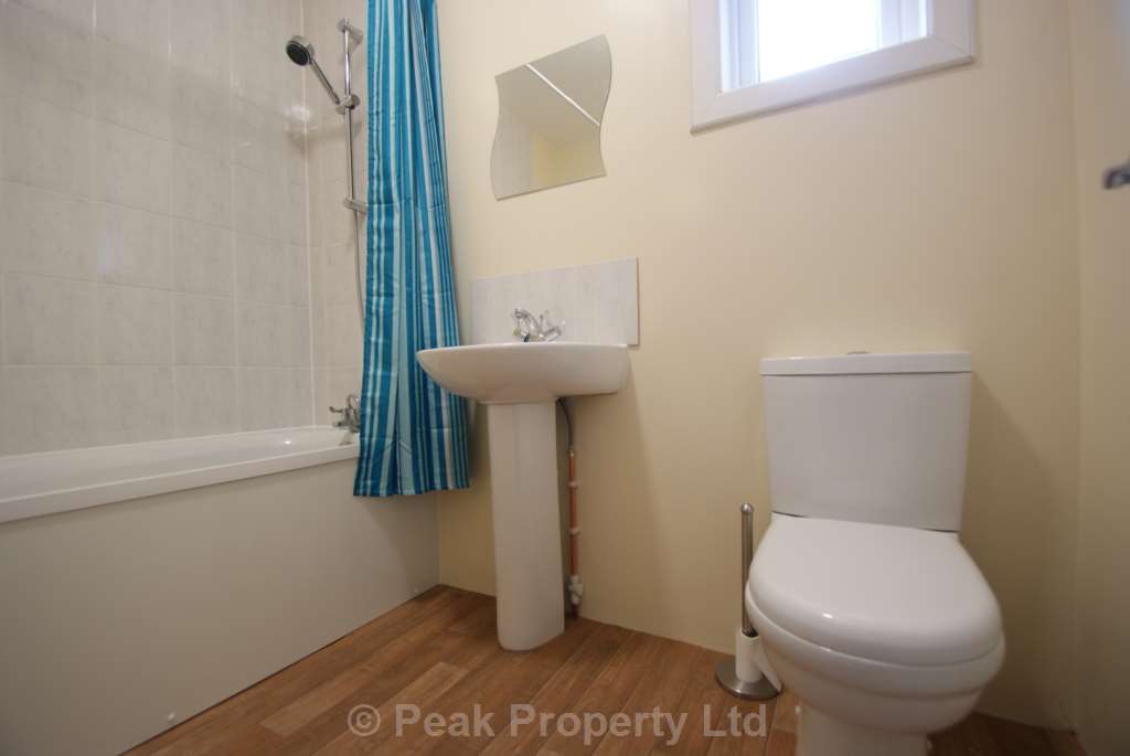 Room 5, Gordon Road, Southend On Sea, Image 5