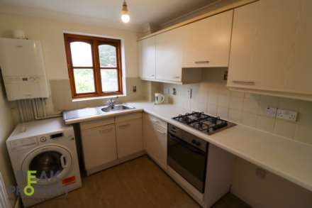 Castleton Road, Southend On Sea, Image 2