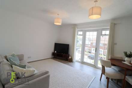Springfield Drive, Westcliff On Sea, Image 5