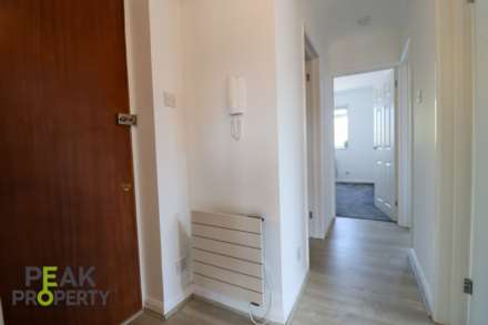 Springfield Drive, Westcliff On Sea, Image 9