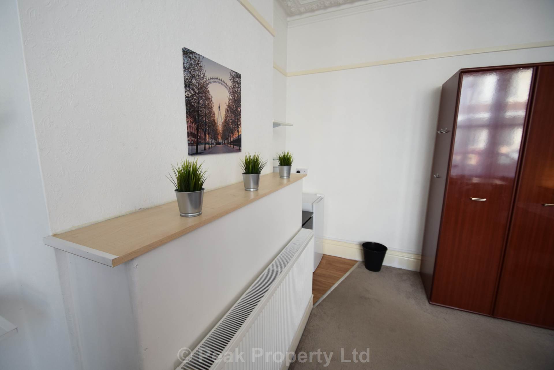 BIG ROOMS! COMMUNAL LOUNGE! York Road, Southend On Sea, Image 18