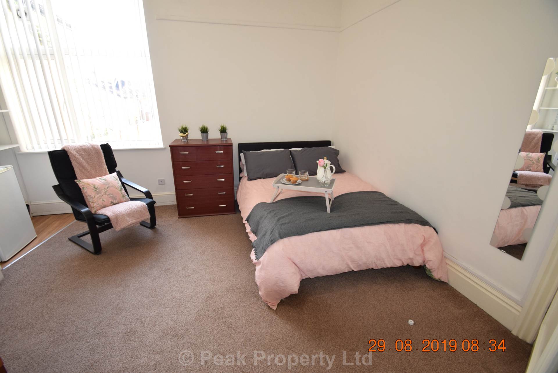 BIG ROOMS! COMMUNAL LOUNGE! York Road, Southend On Sea, Image 19