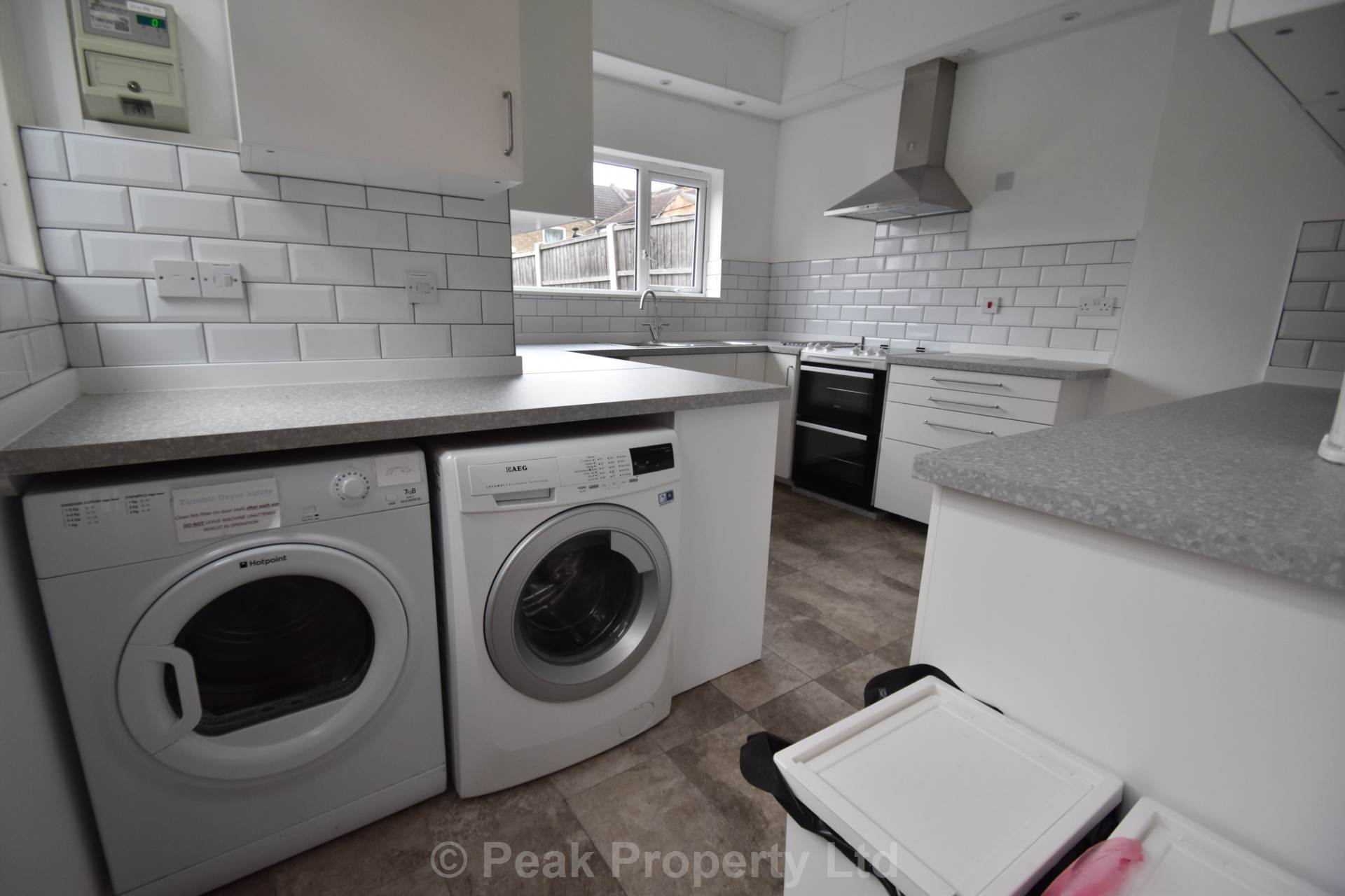 BIG ROOMS! COMMUNAL LOUNGE! York Road, Southend On Sea, Image 4