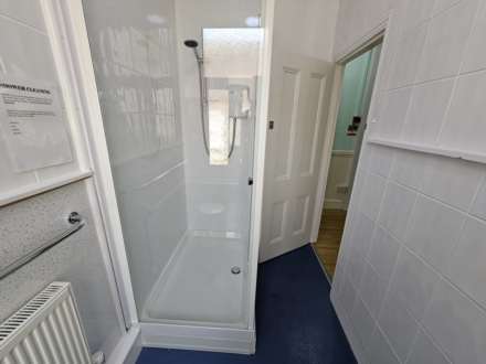 BIG ROOMS! COMMUNAL LOUNGE! York Road, Southend On Sea, Image 13