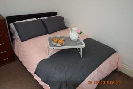 BIG ROOMS! COMMUNAL LOUNGE! York Road, Southend On Sea, Image 20