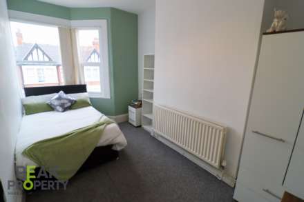 5 Rooms Available in Weston Road, Southend On Sea, Image 8