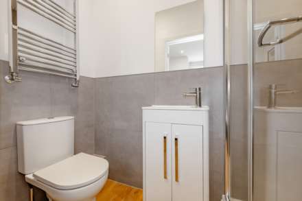 Room 1, Heygate Avenue, Southend On Sea, Image 2