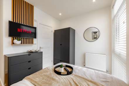 Room 2, Heygate Avenue, Southend On Sea, Image 18