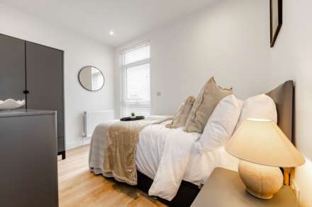 Room 2, Heygate Avenue, Southend On Sea, Image 19