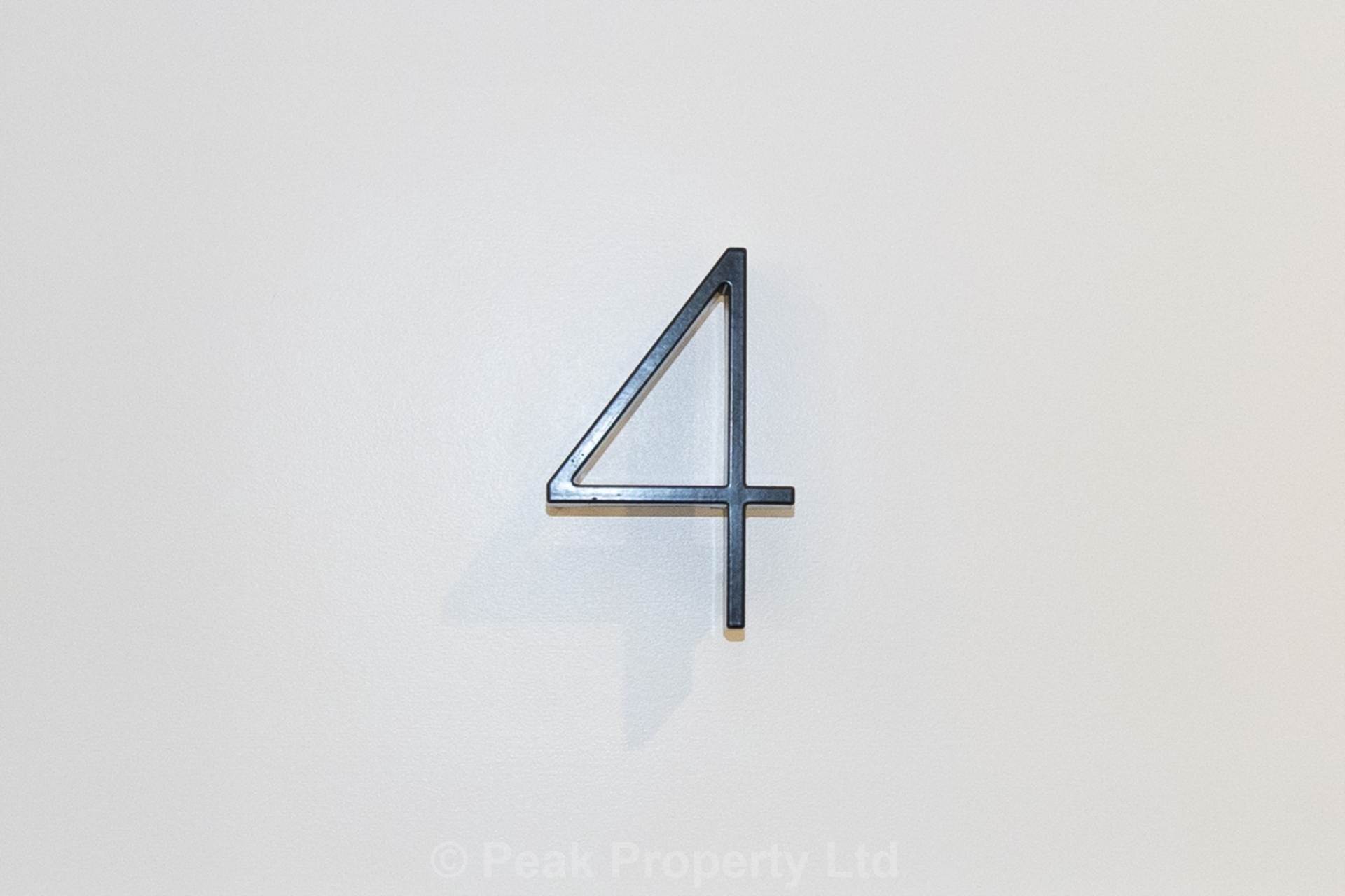 Room 4, Heygate Avenue, Southend On Sea, Image 17