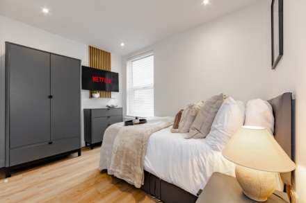 Room 4, Heygate Avenue, Southend On Sea, Image 19