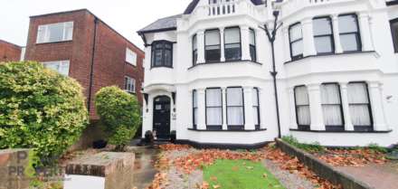 4 Bedroom Flat Share, Room 1, Alexandra Road, Southend On Sea