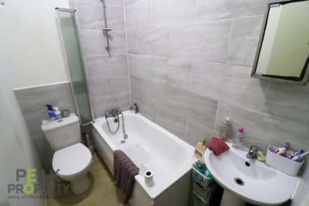 Flat 1, Marine Avenue, Westcliff On Sea, Image 3