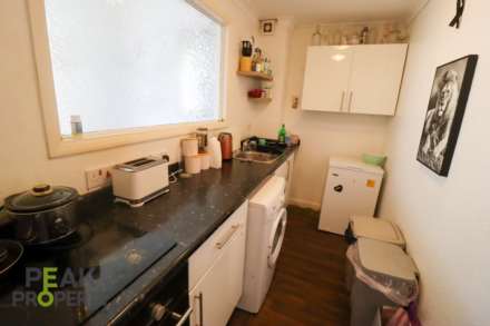 Flat 1, Marine Avenue, Westcliff On Sea, Image 4