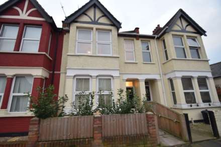 Westborough Road, Westcliff On Sea, Image 11
