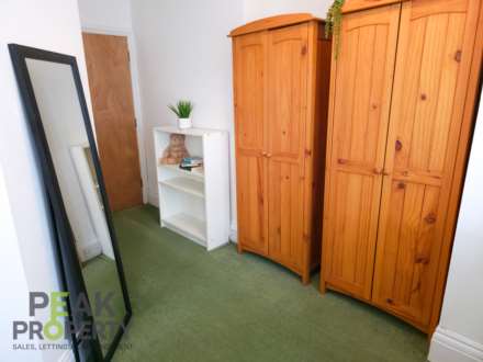 Room 2,  Canewdon Road, Westcliff On Sea, Image 3