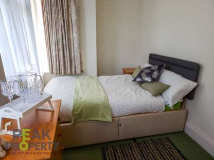 Room 2,  Canewdon Road, Westcliff On Sea, Image 4