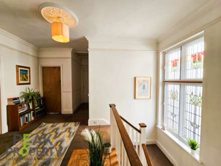 Room 3,  Canewdon Road, Westcliff On Sea, Image 11