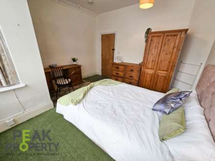 Room 3,  Canewdon Road, Westcliff On Sea, Image 3