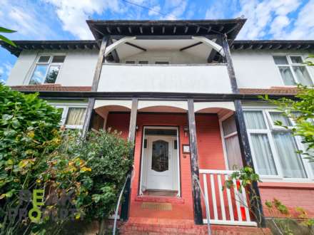 Room 3,  Canewdon Road, Westcliff On Sea, Image 7