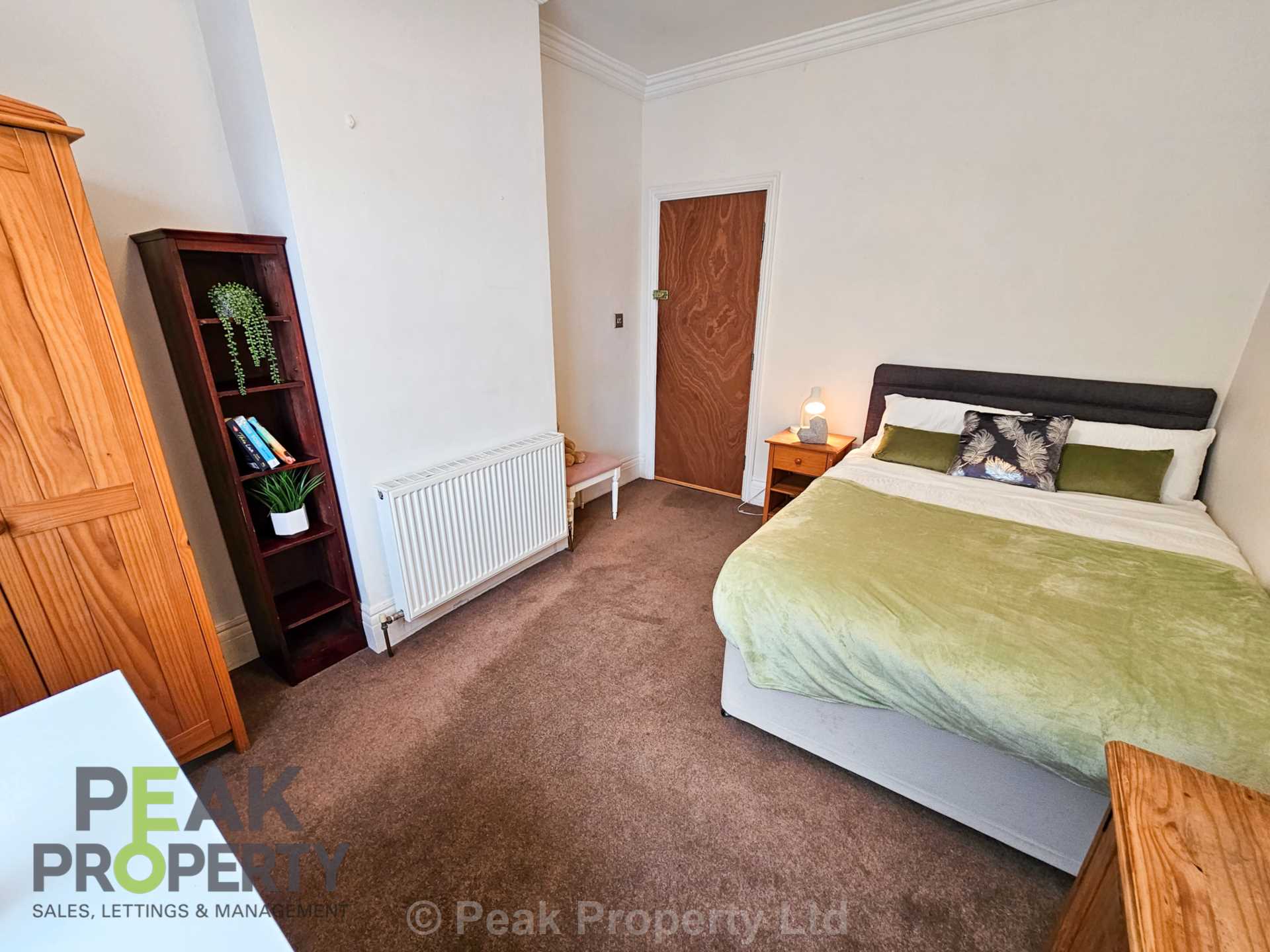 Room 4, Canewdon Road, Westcliff on Sea, Image 3
