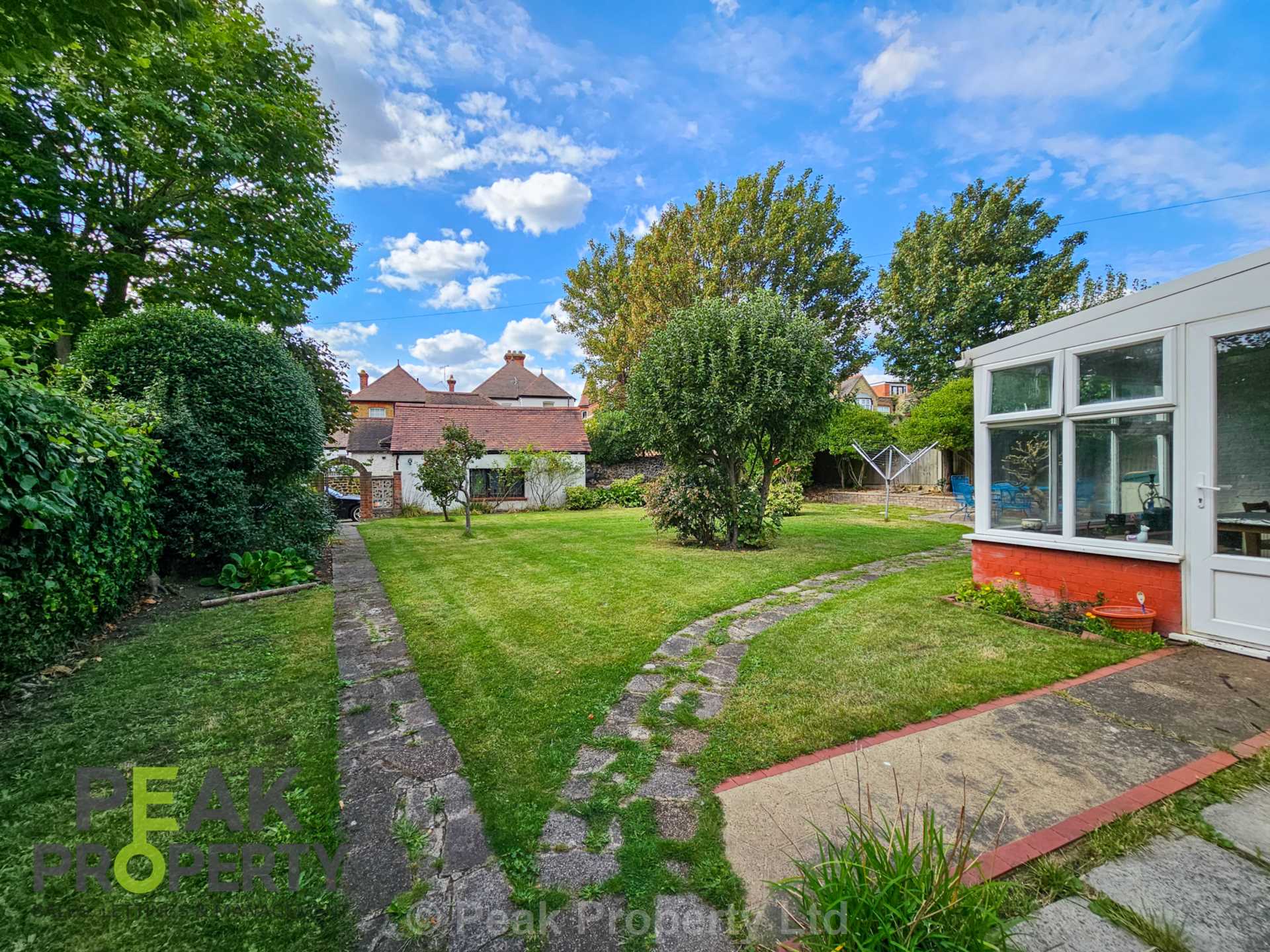 Room 7, Canewdon Road, Westcliff On Sea, Image 5