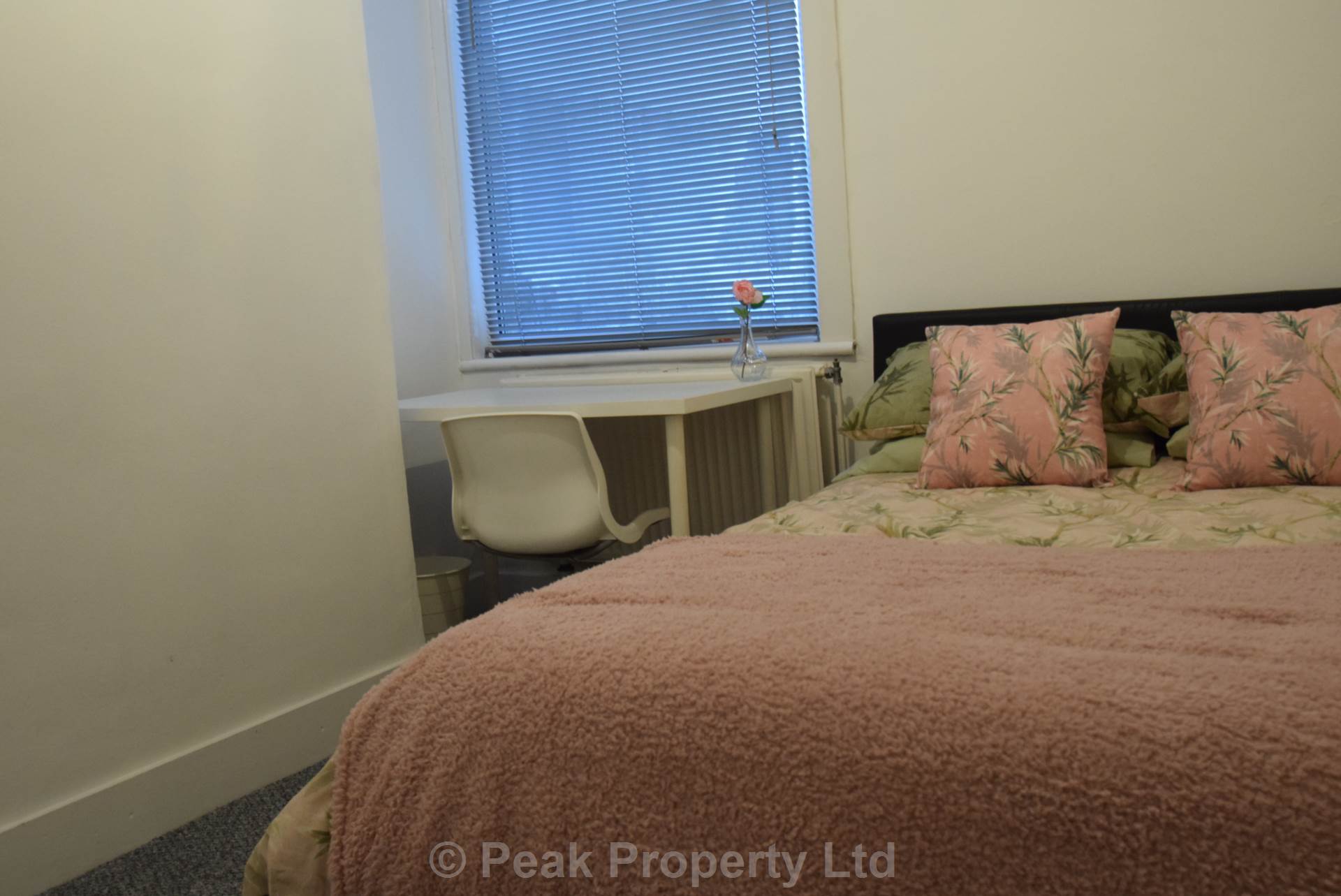 Room 2, Salisbury Avenue, Westcliff On Sea, Image 2