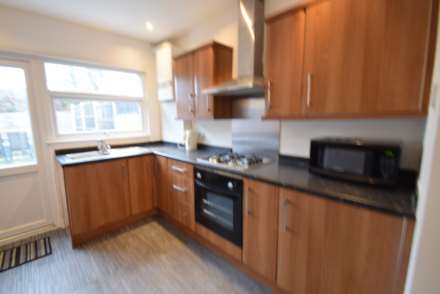 Room 2, Salisbury Avenue, Westcliff On Sea, Image 7