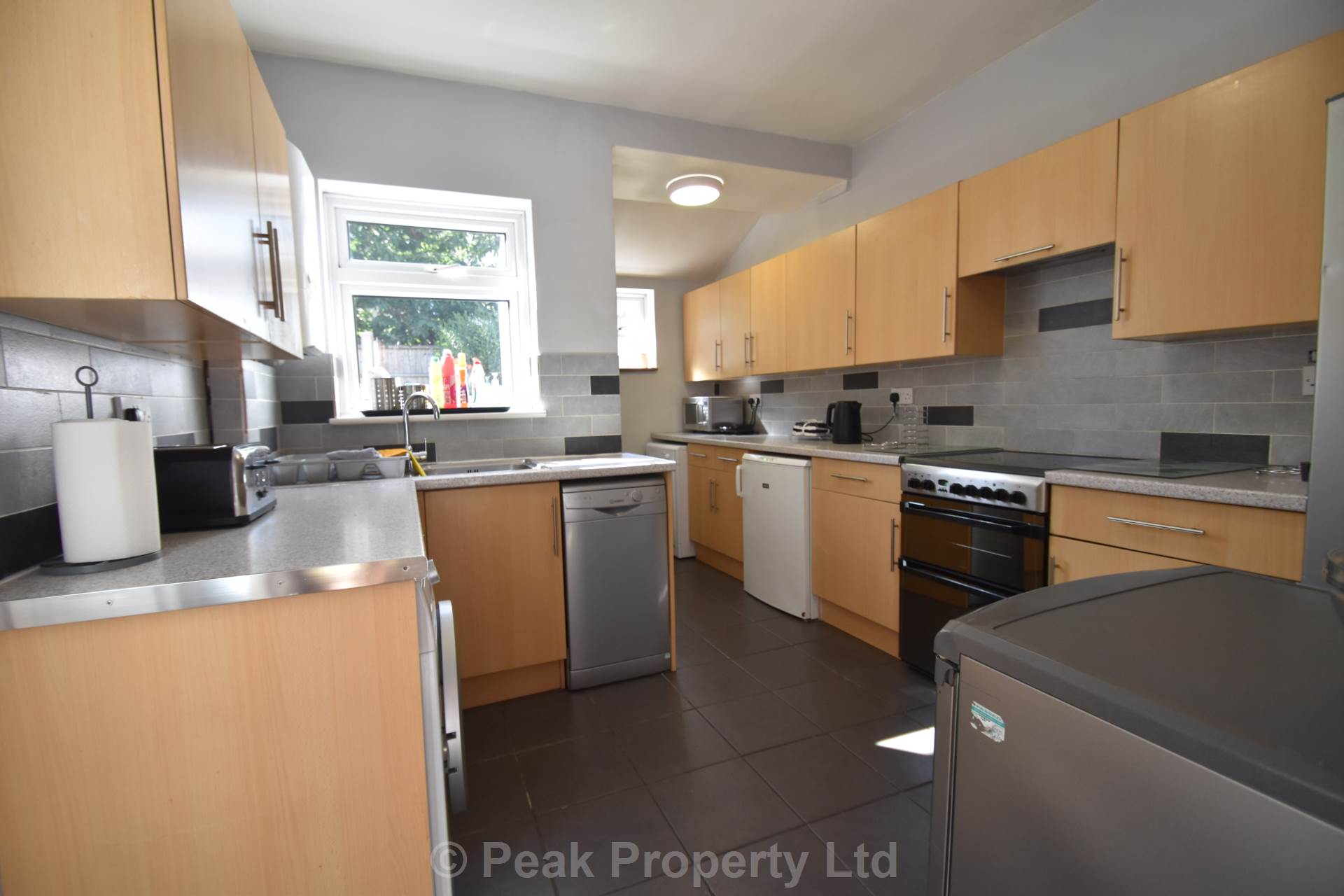 Gordon Road, Southend-on-Sea, Image 4