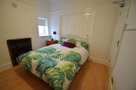 Chelmsford Avenue, Image 1