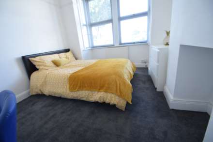😀STUDENTS😀 ALL 5 ROOMS AVAILABLE!  STUDENT HOUSE SHARE Room 1 - Salisbury Avenue, Westcliff On Sea
