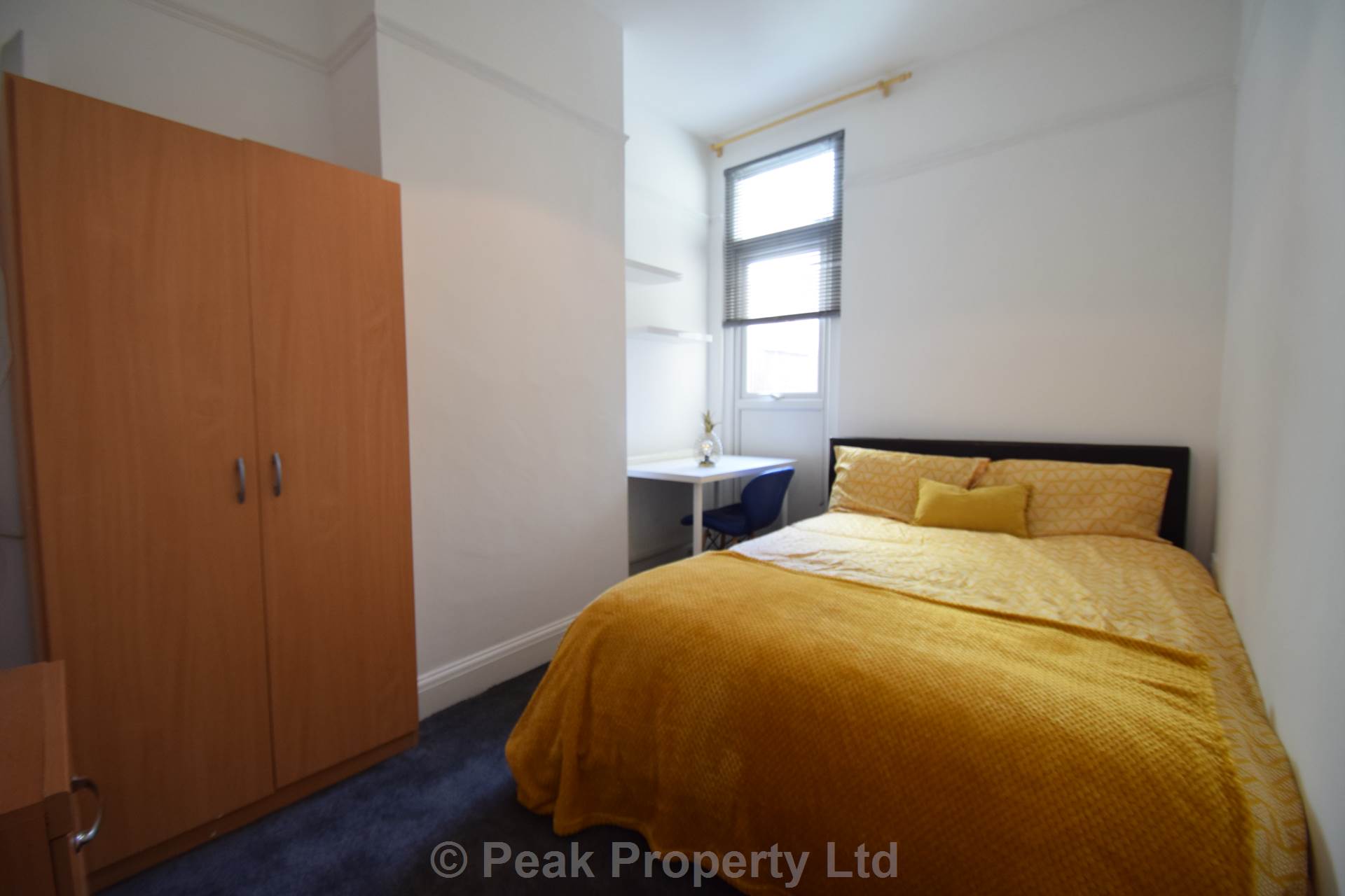 😀STUDENTS😀 ALL 5 ROOMS AVAILABLE!  STUDENT HOUSE SHARE Room 2 - Salisbury Avenue, Westcliff On Sea, Image 1