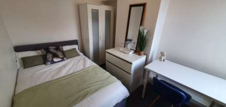 5 Bedroom Room, Room 4 - Salisbury Avenue, Westcliff On Sea