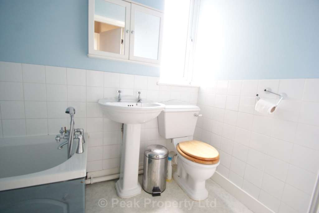 Southview Drive, Westcliff On Sea, Image 8