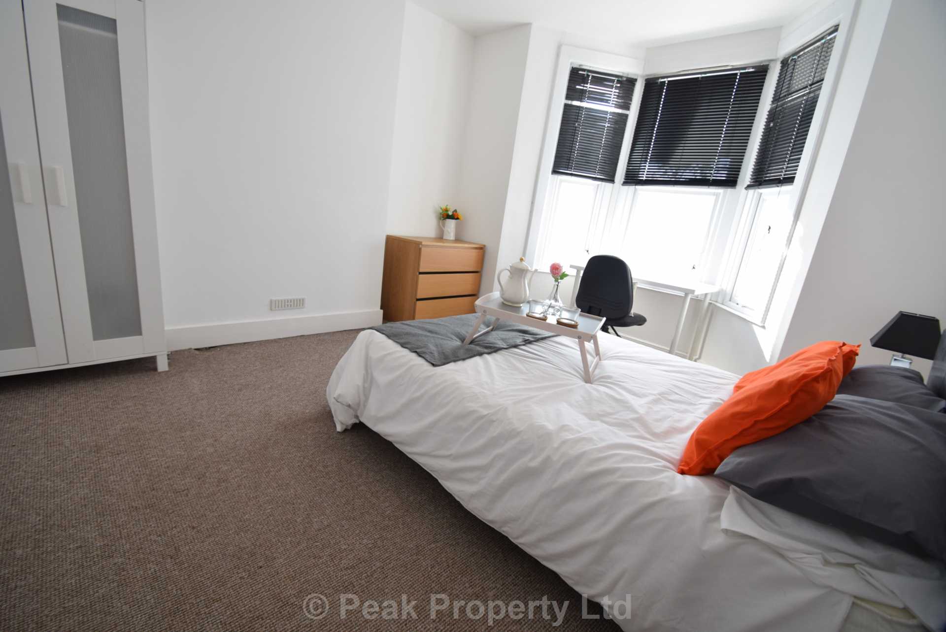 Room 1, Albert Road, Southend On Sea, Image 2
